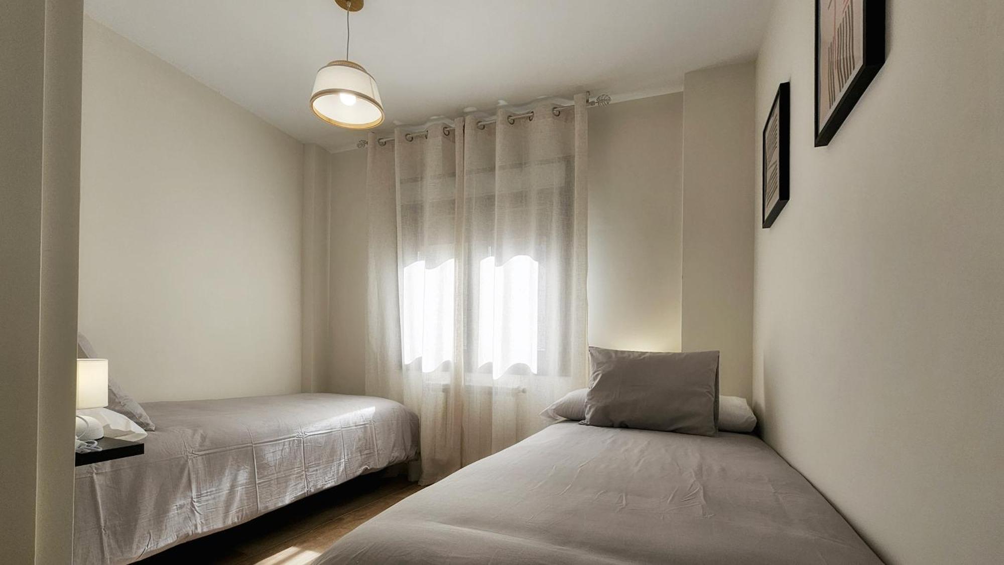 Apartamentos La Florida Casalarreina Extérieur photo